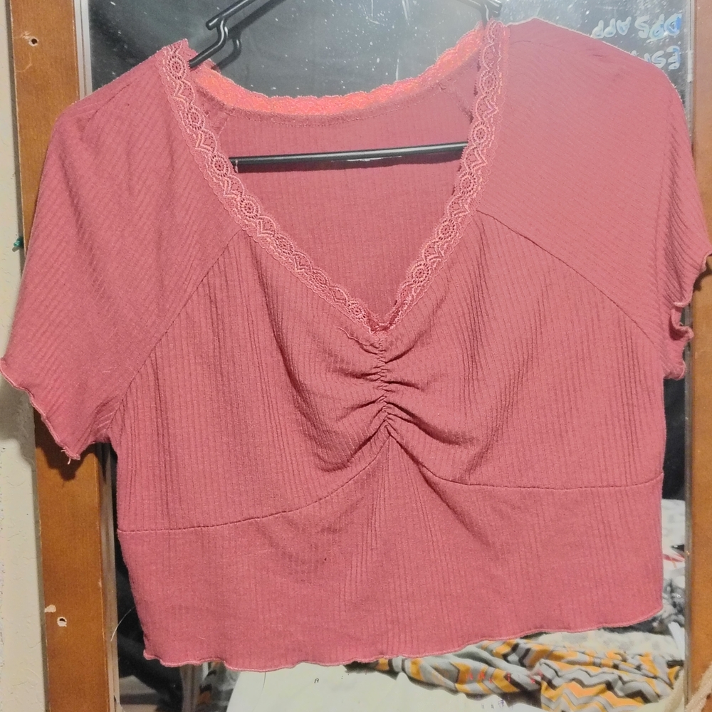 SHEIN Dusty Rose Lace-Trim Ruched Crop Top